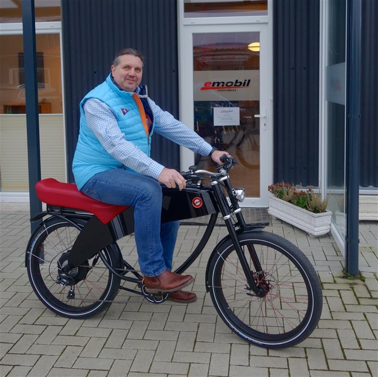 Besuch bei Herrn Miska im Norden, Ostfriesland, eine wunderschöne Feriengegend, der Lohner in dieser Region vertreten wird